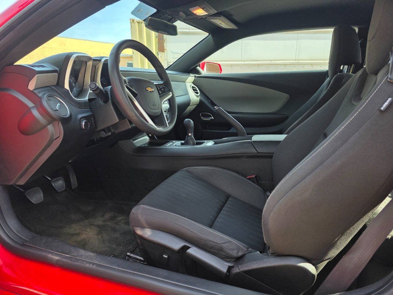 Used 2014 Chevrolet Camaro LS RWD image 11