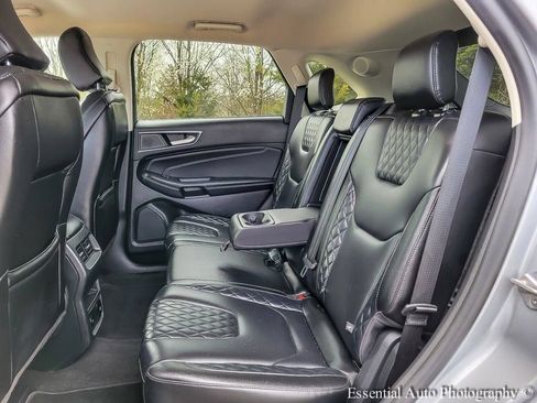 Used 2024 Ford Edge Titanium AWD/4WD image 11