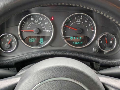 Used 2017 Jeep Wrangler Unlimited Sport w/ Quick Order Package 24S image 26