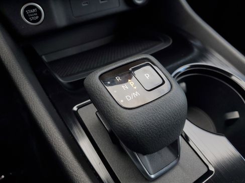 Certified 2023 Nissan Rogue S image 24