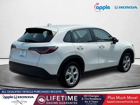 Used 2025 Honda HR-V LX image 3