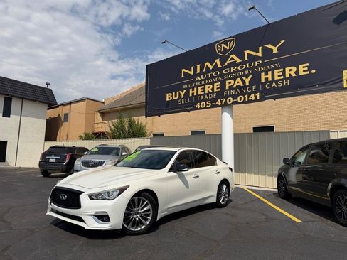Used 2019 INFINITI Q50 Luxe w/ Essential Package (3.0T Luxe) RWD image 6