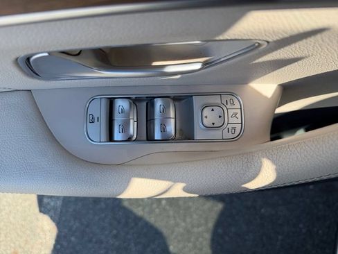 Certified 2024 Mercedes-Benz GLE 450 4MATIC image 33