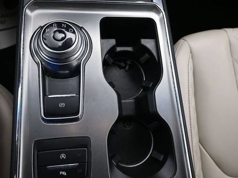 Used 2024 Ford Edge Titanium AWD/4WD image 15