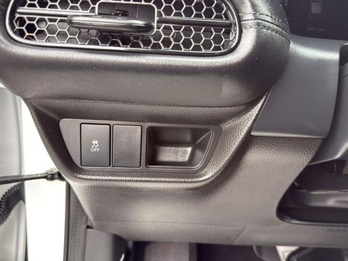Used 2026 Honda HR-V LX image 17