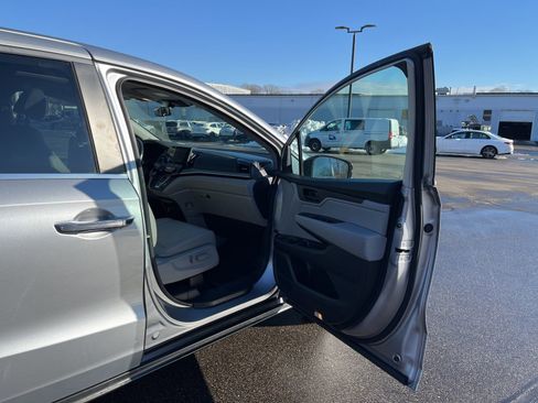 Used 2018 Honda Odyssey EX-L image 21