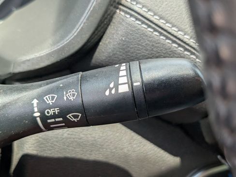 Used 2020 Nissan Sentra SV FWD image 25