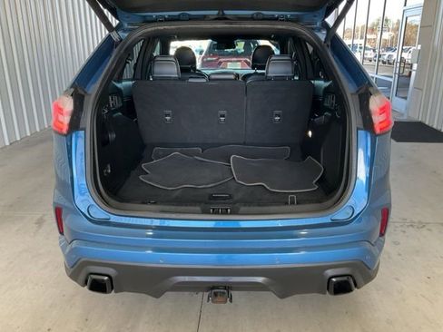 Used 2019 Ford Edge ST image 21