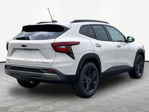 New 2026 Chevrolet Trax ACTIV w/ Sunroof Package FWD image 6