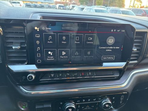 Used 2024 GMC Sierra 3500 SLT w/ SLT Premium Package image 17