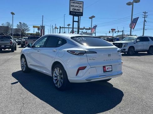 New 2026 Buick Envista Avenir image 6