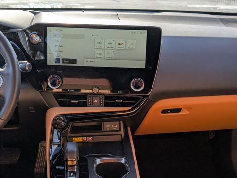 Certified 2025 Lexus NX 350 AWD w/ Premium Package image 18