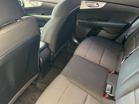 Used 2023 Kia Forte LXS FWD image 12