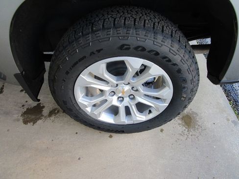 New 2026 Chevrolet Silverado 1500 LTZ image 9