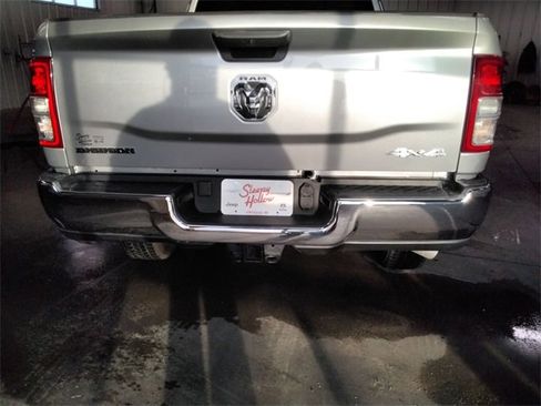 Used 2024 RAM 2500 Big Horn w/ Bed Utility Group image 14