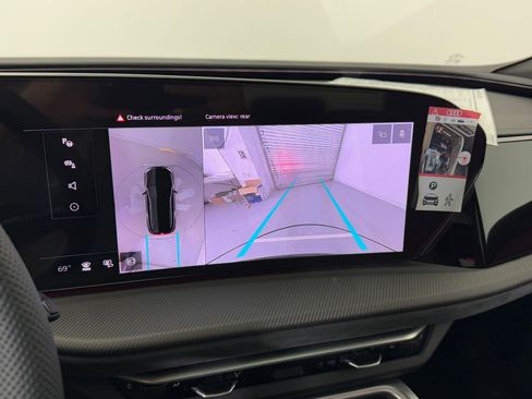 New 2025 Audi SQ5 Premium Plus image 28