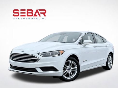Used 2018 Ford Fusion SE w/ Equipment Group 602A FWD image 1