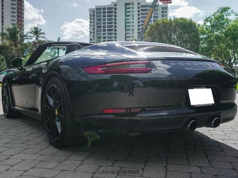Used 2017 Porsche 911 Carrera S image 6