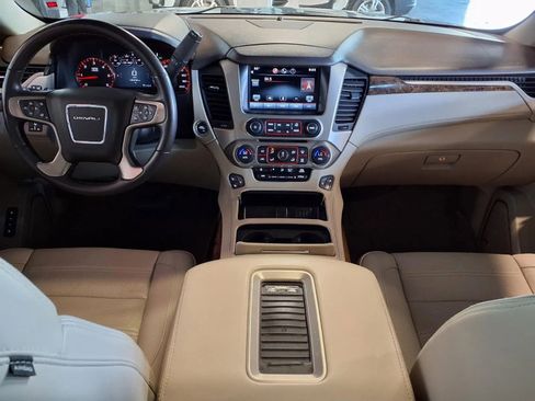 Used 2015 GMC Yukon Denali AWD/4WD image 18