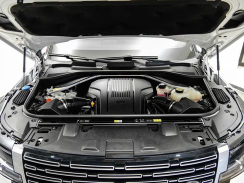 Used 2024 Land Rover Range Rover Autobiography AWD/4WD image 66