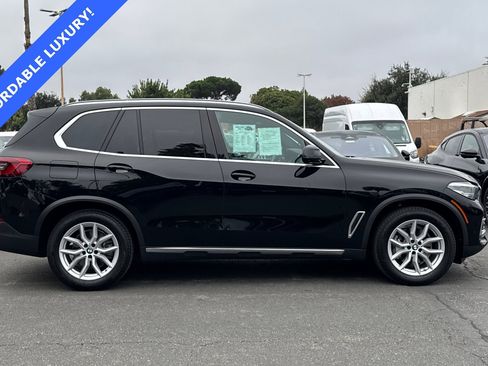 Used 2020 BMW X5 xDrive40i w/ Parking Assistance Package image 3