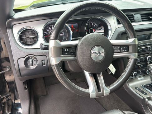 Used 2014 Ford Mustang Premium RWD image 16