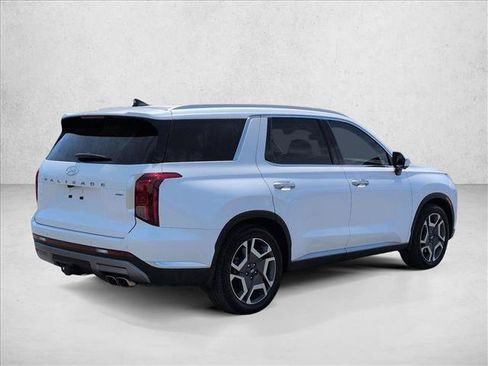Used 2025 Hyundai Palisade Limited AWD/4WD image 8
