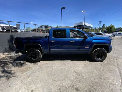 Used 2016 GMC Sierra 1500 SLE w/ All-Terrain Package AWD/4WD image 7