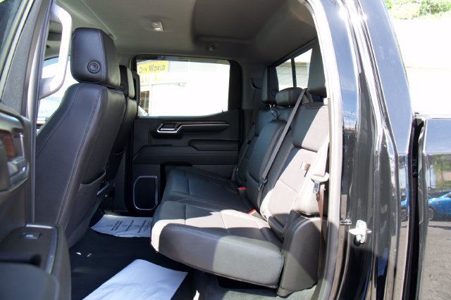 Used 2024 GMC Sierra 1500 SLT w/ SLT Convenience Package AWD/4WD image 30