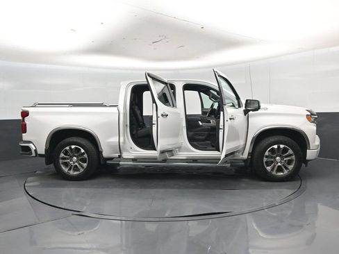 Used 2024 Chevrolet Silverado 1500 High Country w/ Z71 Off-Road Package AWD/4WD image 60