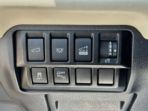Used 2021 Subaru Ascent Touring w/ Popular Package #2A AWD/4WD image 10