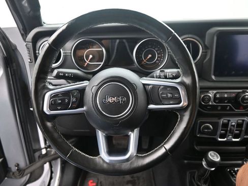 Used 2021 Jeep Wrangler Unlimited Sahara w/ Uconnect 4C Nav & Sound Group AWD/4WD image 15