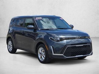Used 2025 Kia Soul LX w/ LX Technology Package FWD video 3
