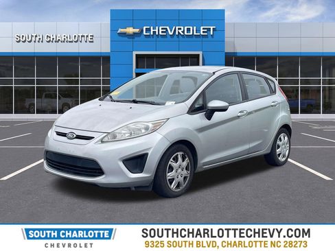 Used 2012 Ford Fiesta SE w/ Moon & Mood Pkg image 1