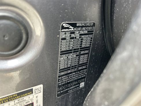 Used 2024 Jaguar F-PACE R-Dynamic S image 12