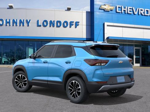 New 2026 Chevrolet TrailBlazer LT w/ Convenience Package FWD image 3