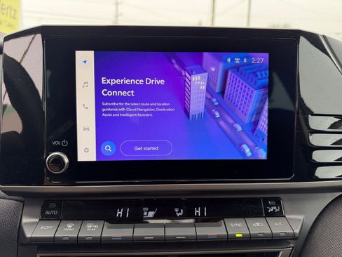 Used 2025 Toyota Camry LE image 21