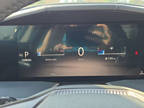 New 2025 Nissan Murano SV image 17