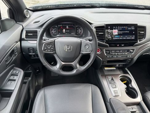 Used 2023 Honda Passport EX-L image 25