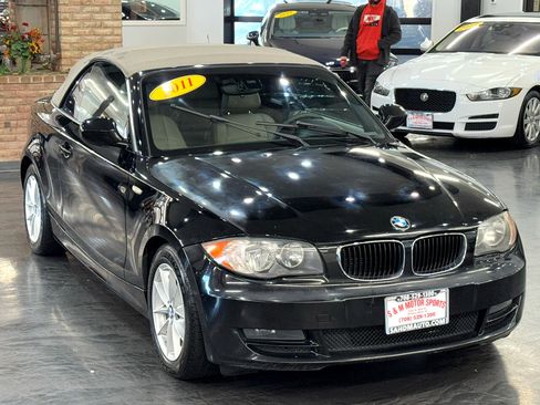 Used 2011 BMW 128i Convertible image 9