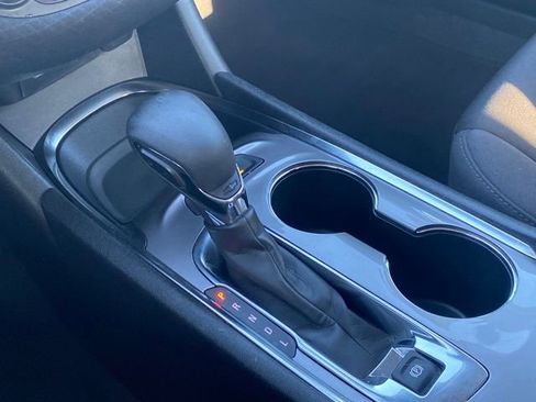 Used 2024 Chevrolet Malibu LT image 13