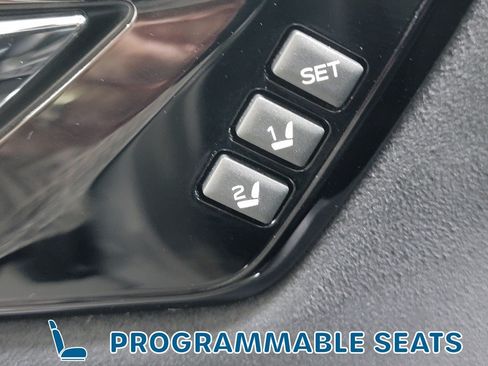 Certified 2025 Subaru Forester Touring AWD/4WD image 29