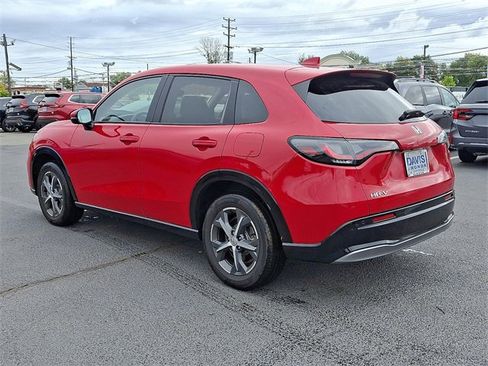 Certified 2025 Honda HR-V EX-L image 4