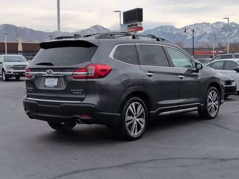 Used 2022 Subaru Ascent Touring image 3