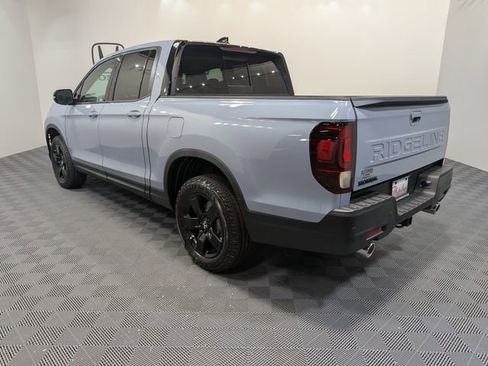 New 2026 Honda Ridgeline Black Edition image 4