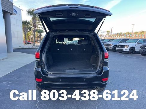 Used 2018 Jeep Grand Cherokee Altitude image 30