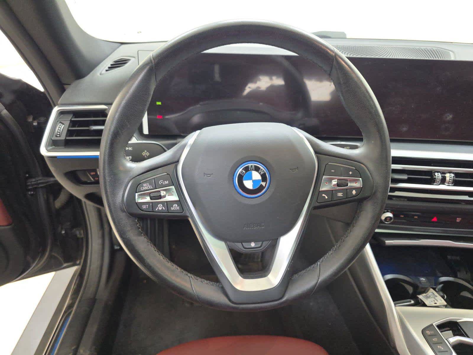 Used 2023 BMW i4 eDrive40 RWD image 7
