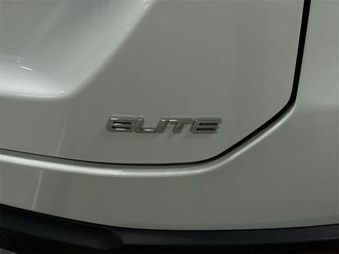 Used 2024 Honda Pilot Elite image 31