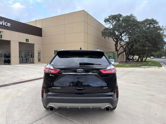 Used 2019 Ford Edge SEL w/ Equipment Group 201A AWD/4WD image 3