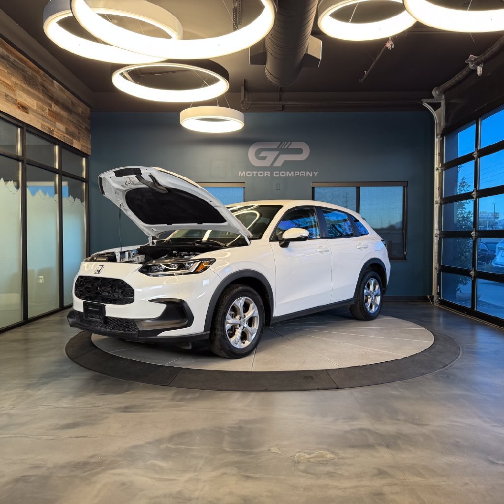 Used 2025 Honda HR-V LX image 24